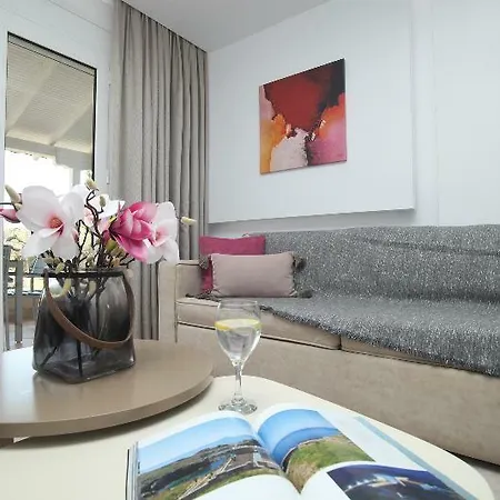 Villa Kassandra Luxury Villas
