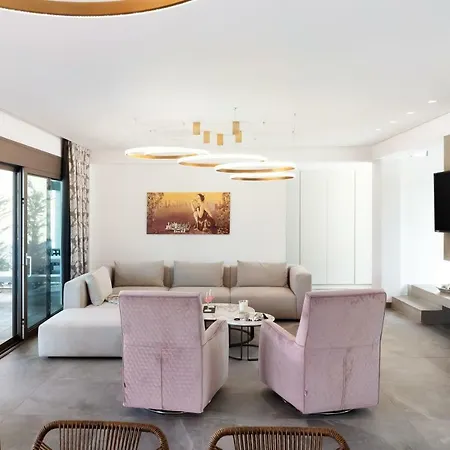 Kassandra Luxury Villas